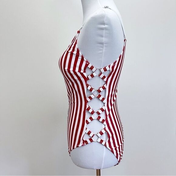 Patriotic USA American Flag Stars and Stripes Lattice One Piece Swimsuit - Picture 10 of 16